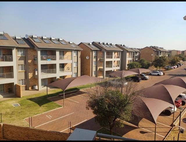 2 BEDROOM APARTMENT FOR SALE IN MONAVONI